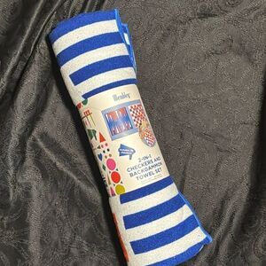 Wembley two in one checkers and backgammon towel set